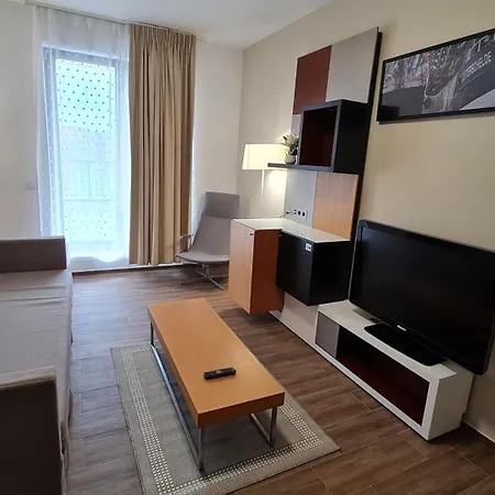 Jafar 3 - Comfort 2Br With Private Balcony Apartman