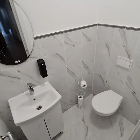 Apartman Jafar 3 - Comfort 2Br With Private Balcony