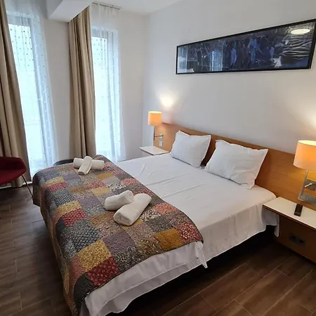 Jafar 3 - Comfort 2Br With Private Balcony Apartman *
