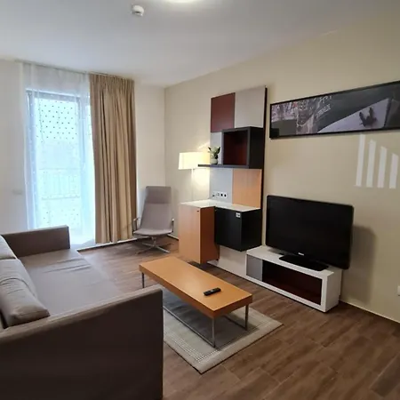 Jafar 3 - Comfort 2Br With Private Balcony * Temesvár