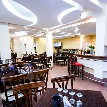 Jafar 3 - Comfort 2Br With Private Balcony *